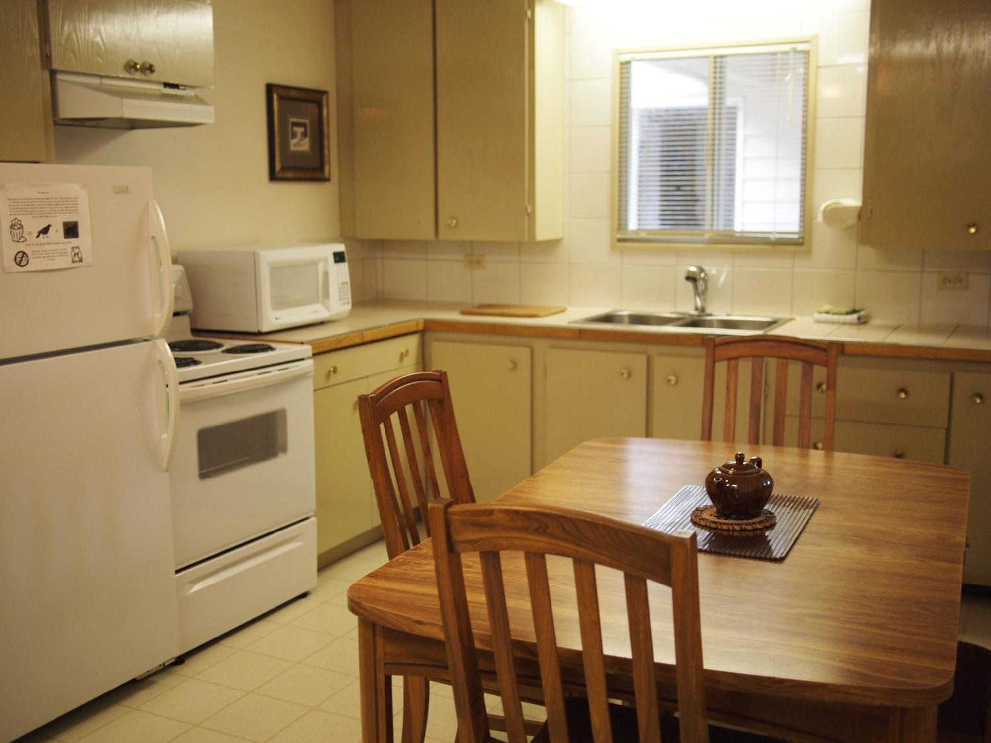 Whale's Tail Guest Suites Ucluelet Extérieur photo